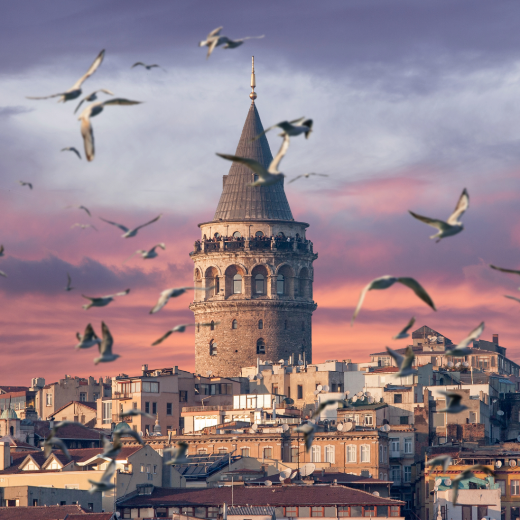 İstanbul, Türkiye Seyahat Tavsiyeleri ve Öne Çıkanlar  